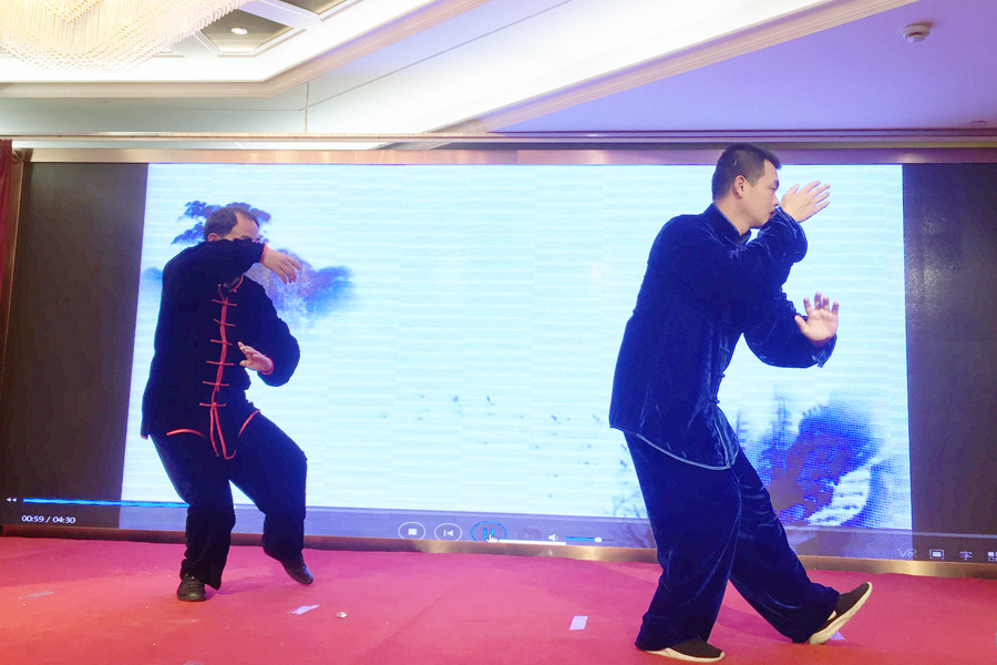 贏戰(zhàn)豬年、共創(chuàng)輝煌--山美股份隆重舉行2018年度表彰大會(huì)暨2019迎新年會(huì)