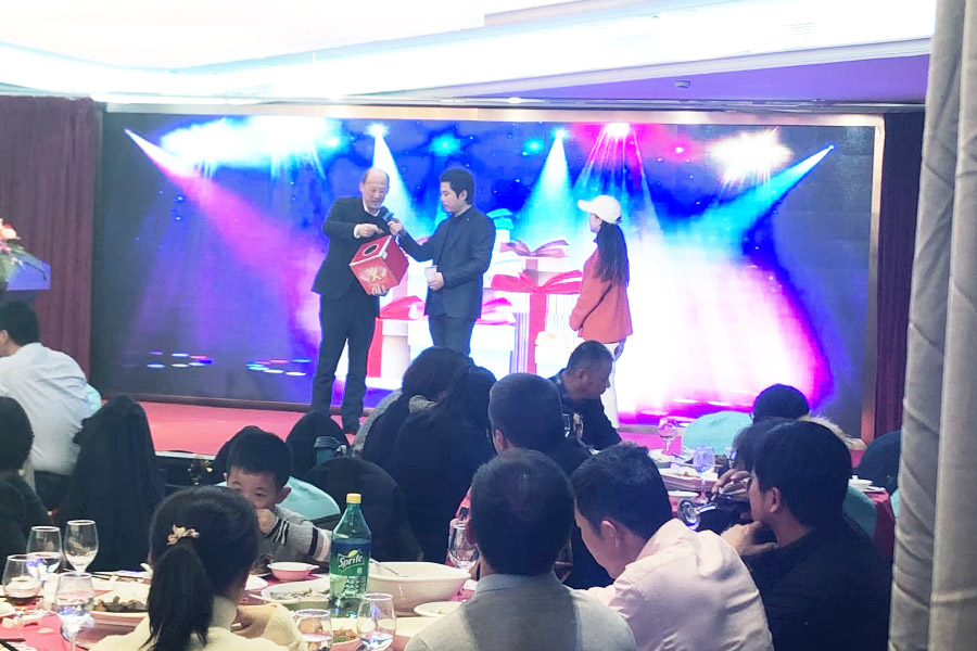 贏戰(zhàn)豬年、共創(chuàng)輝煌--山美股份隆重舉行2018年度表彰大會(huì)暨2019迎新年會(huì)